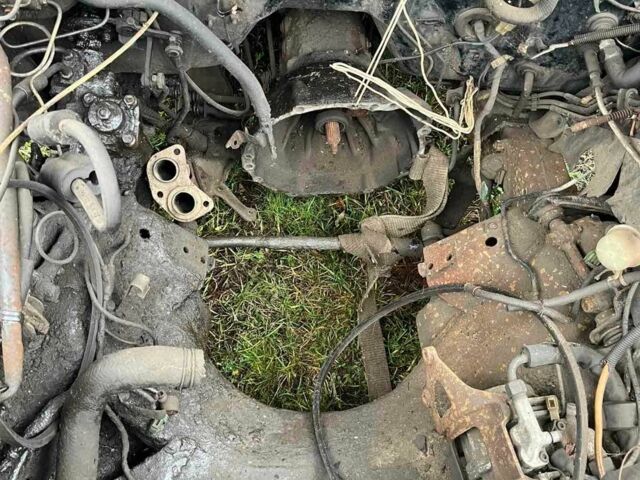 Чорний Тойота Краун, об'ємом двигуна 2.8 л та пробігом 171 тис. км за 993 $, фото 6 на Automoto.ua