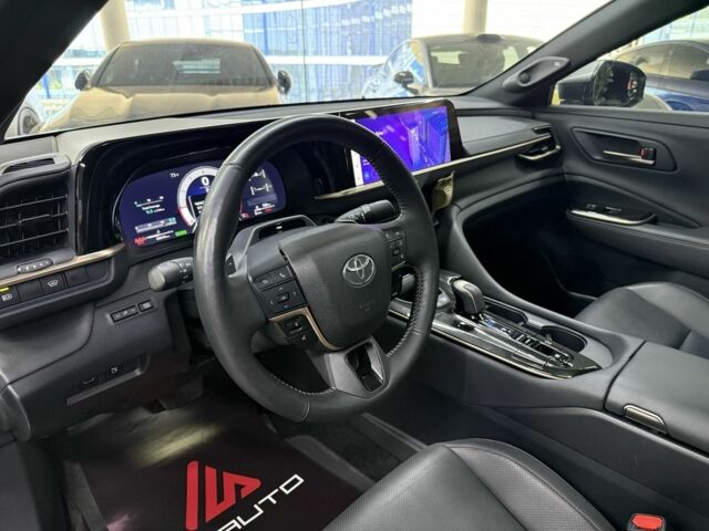 Серый Тойота Краун, объемом двигателя 0 л и пробегом 23 тыс. км за 45900 $, фото 18 на Automoto.ua