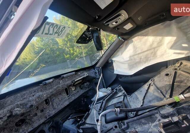 Серый Тойота Краун, объемом двигателя 2.5 л и пробегом 4 тыс. км за 12000 $, фото 15 на Automoto.ua