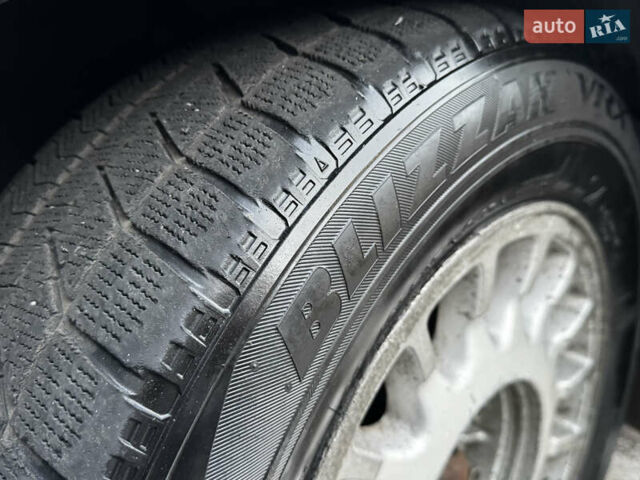 Зеленый Тойота Краун, объемом двигателя 2.5 л и пробегом 470 тыс. км за 3000 $, фото 13 на Automoto.ua