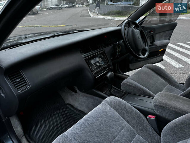 Зеленый Тойота Краун, объемом двигателя 2.5 л и пробегом 470 тыс. км за 3000 $, фото 15 на Automoto.ua