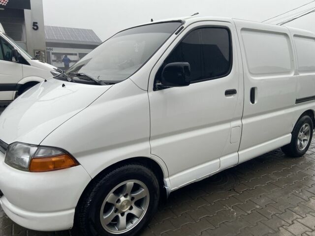 Белый Тойота Другая, объемом двигателя 2.5 л и пробегом 1000 тыс. км за 3500 $, фото 1 на Automoto.ua