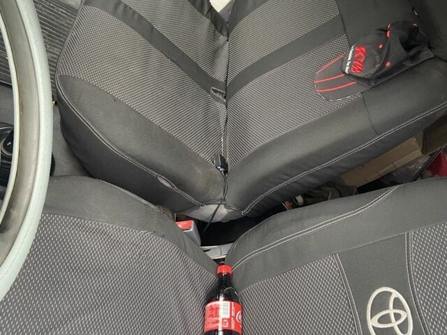 Белый Тойота Другая, объемом двигателя 2.5 л и пробегом 1000 тыс. км за 3500 $, фото 8 на Automoto.ua