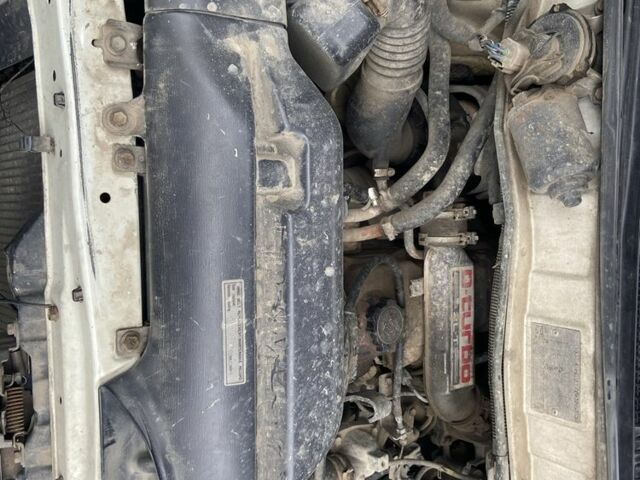 Белый Тойота Другая, объемом двигателя 2.5 л и пробегом 1000 тыс. км за 3500 $, фото 9 на Automoto.ua