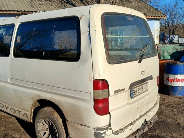 Белый Тойота Другая, объемом двигателя 2.5 л и пробегом 300 тыс. км за 4700 $, фото 2 на Automoto.ua