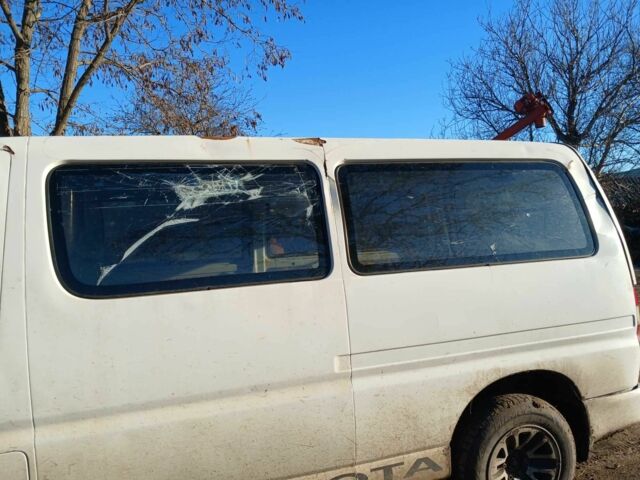 Белый Тойота Другая, объемом двигателя 2.5 л и пробегом 300 тыс. км за 4700 $, фото 5 на Automoto.ua