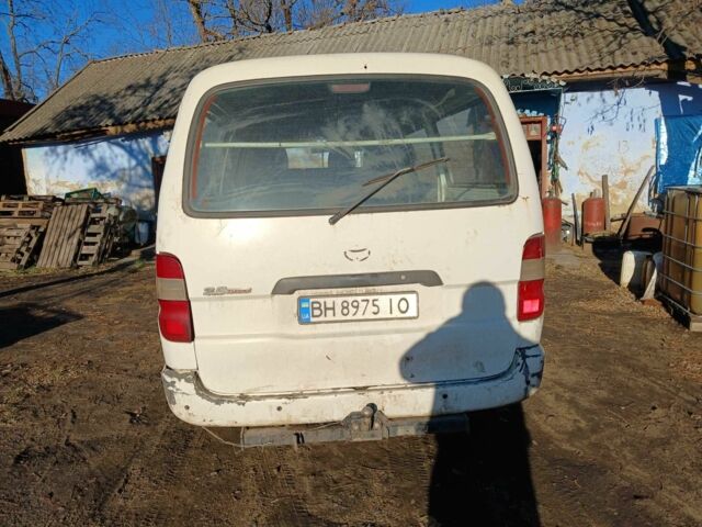 Белый Тойота Другая, объемом двигателя 2.5 л и пробегом 300 тыс. км за 4700 $, фото 1 на Automoto.ua