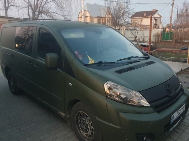 Белый Тойота Другая, объемом двигателя 2 л и пробегом 250 тыс. км за 9500 $, фото 5 на Automoto.ua