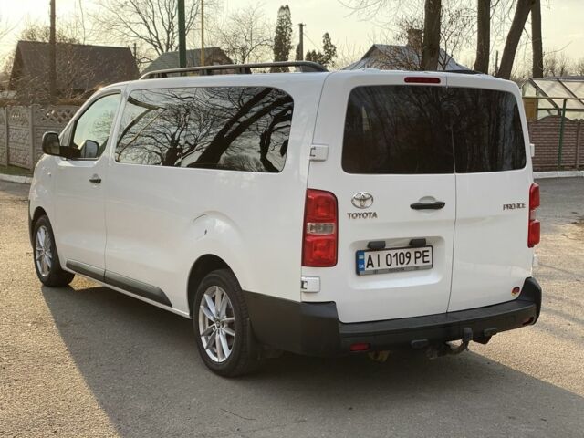 Белый Тойота Другая, объемом двигателя 2 л и пробегом 180 тыс. км за 21000 $, фото 3 на Automoto.ua