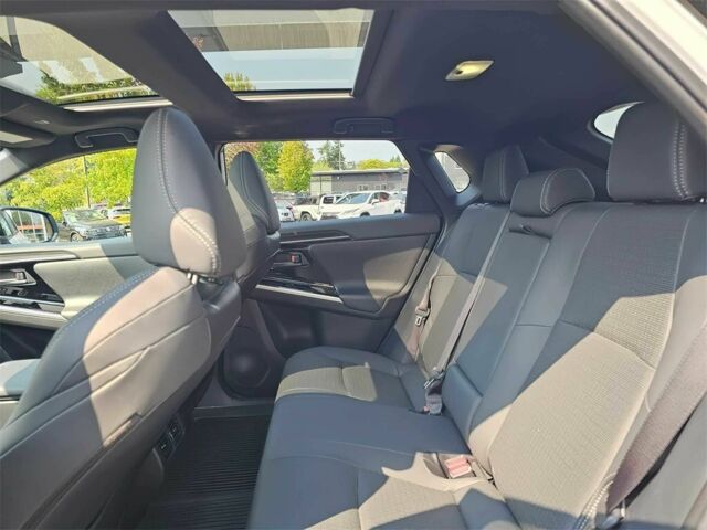 Білий Тойота Інша, об'ємом двигуна 0 л та пробігом 15 тис. км за 9000 $, фото 11 на Automoto.ua