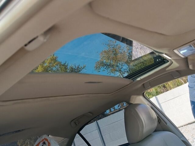 Бежевий Тойота Інша, об'ємом двигуна 2.4 л та пробігом 193 тис. км за 9423 $, фото 7 на Automoto.ua