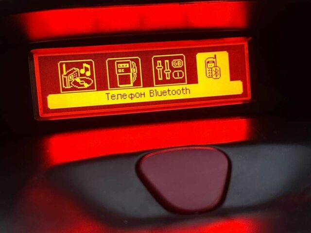 Черный Тойота Другая, объемом двигателя 2 л и пробегом 499 тыс. км за 11800 $, фото 23 на Automoto.ua