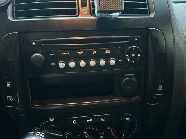 Черный Тойота Другая, объемом двигателя 2 л и пробегом 499 тыс. км за 11800 $, фото 17 на Automoto.ua