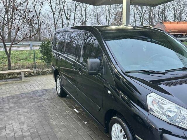 Черный Тойота Другая, объемом двигателя 2 л и пробегом 499 тыс. км за 11800 $, фото 12 на Automoto.ua