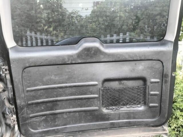 Чорний Тойота Інша, об'ємом двигуна 2 л та пробігом 158 тис. км за 5003 $, фото 4 на Automoto.ua