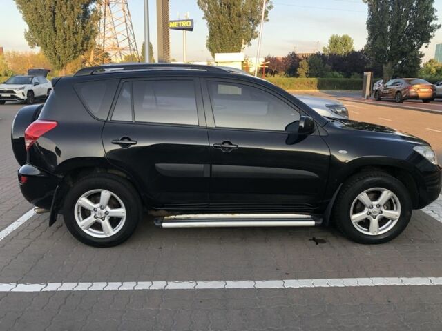 Черный Тойота Другая, объемом двигателя 2 л и пробегом 230 тыс. км за 10500 $, фото 2 на Automoto.ua