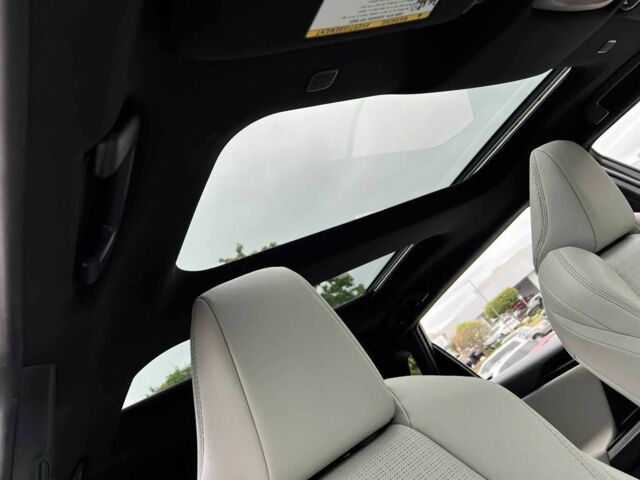 Красный Тойота Другая, объемом двигателя 0 л и пробегом 17 тыс. км за 13400 $, фото 11 на Automoto.ua