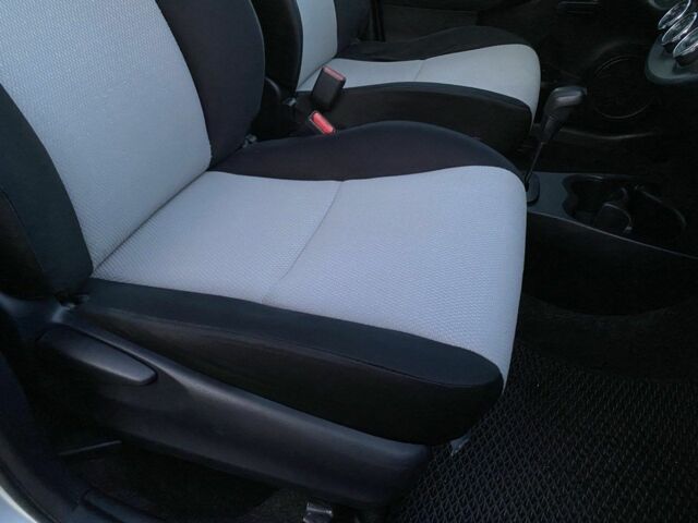 Серый Тойота Другая, объемом двигателя 1.6 л и пробегом 200 тыс. км за 7550 $, фото 18 на Automoto.ua