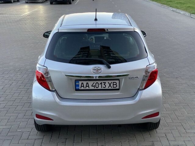 Серый Тойота Другая, объемом двигателя 1.6 л и пробегом 200 тыс. км за 7550 $, фото 9 на Automoto.ua