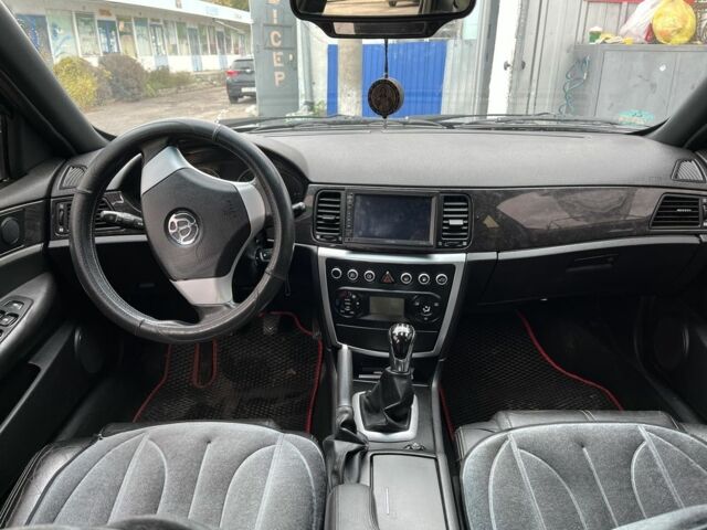 Серый Тойота Другая, объемом двигателя 1.8 л и пробегом 167 тыс. км за 3350 $, фото 2 на Automoto.ua