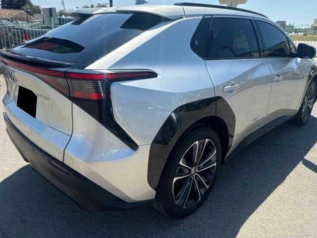 Серый Тойота Другая, объемом двигателя 0 л и пробегом 35 тыс. км за 19000 $, фото 6 на Automoto.ua