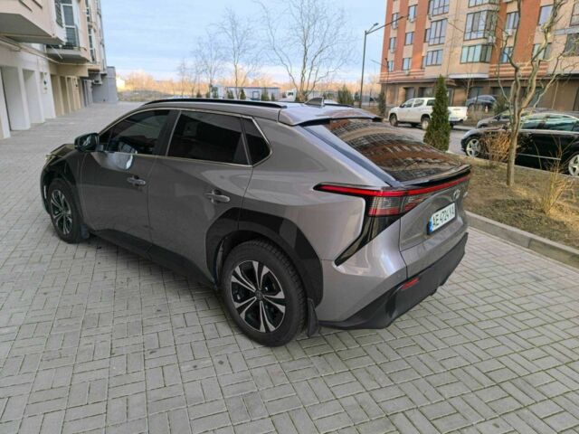 Сірий Тойота Інша, об'ємом двигуна 0 л та пробігом 26 тис. км за 24200 $, фото 3 на Automoto.ua