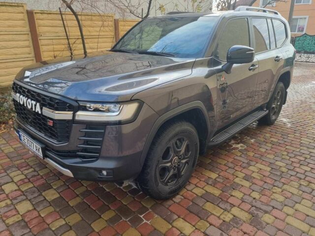 Сірий Тойота Інша, об'ємом двигуна 3.3 л та пробігом 3 тис. км за 89900 $, фото 2 на Automoto.ua