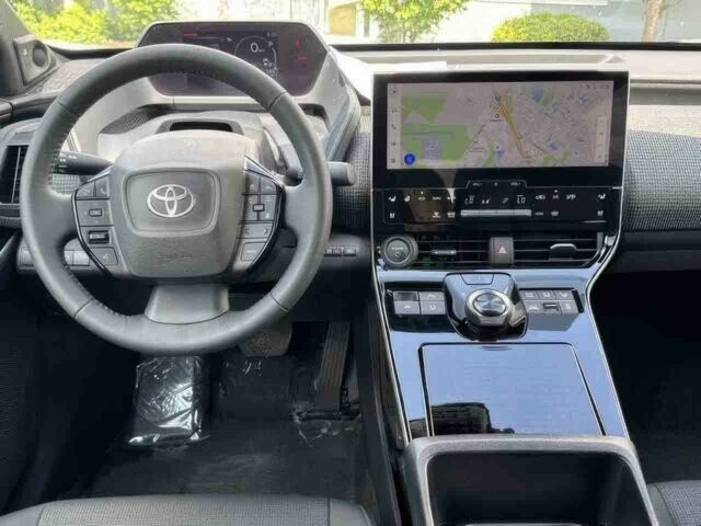 Сірий Тойота Інша, об'ємом двигуна 0 л та пробігом 14 тис. км за 9000 $, фото 8 на Automoto.ua