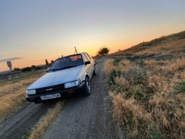 Тойота Інша 1986 у Ширяеве на Automoto.ua Сірий Тойота Інша, об'ємом двигуна 0 л та пробігом 250 тис. км за 1100 $, фото 2 на Automoto.ua
