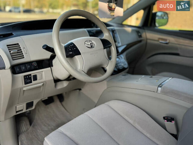 Белый Тойота Эстима, объемом двигателя 2.36 л и пробегом 101 тыс. км за 13499 $, фото 6 на Automoto.ua