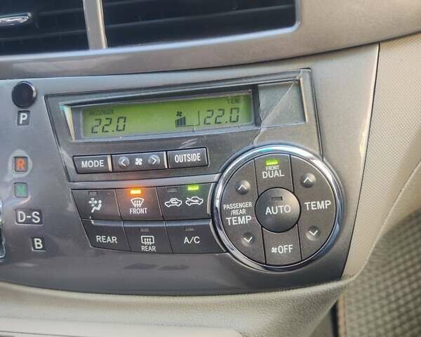 Белый Тойота Эстима, объемом двигателя 2.4 л и пробегом 128 тыс. км за 13750 $, фото 14 на Automoto.ua