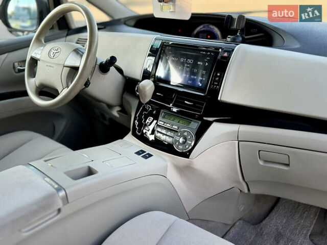 Белый Тойота Эстима, объемом двигателя 2.36 л и пробегом 101 тыс. км за 13499 $, фото 10 на Automoto.ua