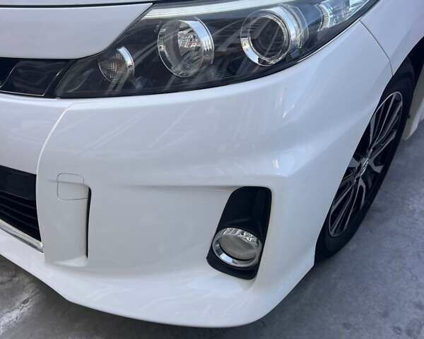 Белый Тойота Эстима, объемом двигателя 2.4 л и пробегом 52 тыс. км за 18850 $, фото 8 на Automoto.ua