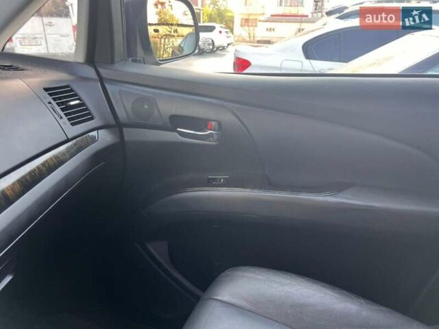 Белый Тойота Эстима, объемом двигателя 2.4 л и пробегом 52 тыс. км за 18850 $, фото 32 на Automoto.ua