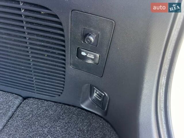 Белый Тойота Эстима, объемом двигателя 2.4 л и пробегом 52 тыс. км за 18850 $, фото 14 на Automoto.ua
