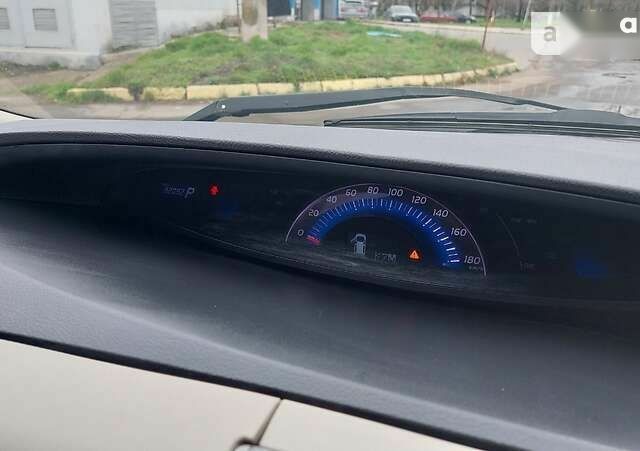 Тойота Эстима, объемом двигателя 2.4 л и пробегом 82 тыс. км за 16700 $, фото 13 на Automoto.ua