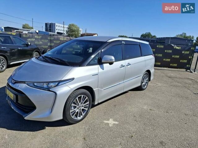 Серый Тойота Эстима, объемом двигателя 2.36 л и пробегом 76 тыс. км за 21750 $, фото 1 на Automoto.ua