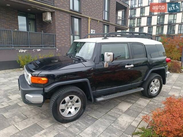 Чорний Тойота ФЖ Крузер, об'ємом двигуна 4 л та пробігом 105 тис. км за 19000 $, фото 7 на Automoto.ua