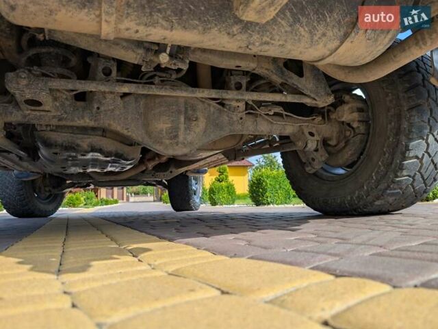 Черный Тойота ФЖ Крузер, объемом двигателя 4 л и пробегом 214 тыс. км за 21999 $, фото 34 на Automoto.ua