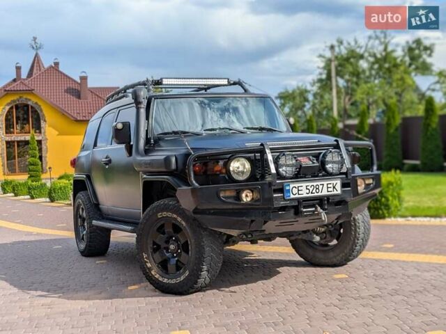 Черный Тойота ФЖ Крузер, объемом двигателя 4 л и пробегом 214 тыс. км за 21999 $, фото 67 на Automoto.ua