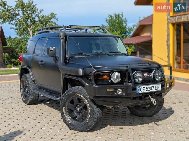 Черный Тойота ФЖ Крузер, объемом двигателя 4 л и пробегом 214 тыс. км за 21999 $, фото 33 на Automoto.ua