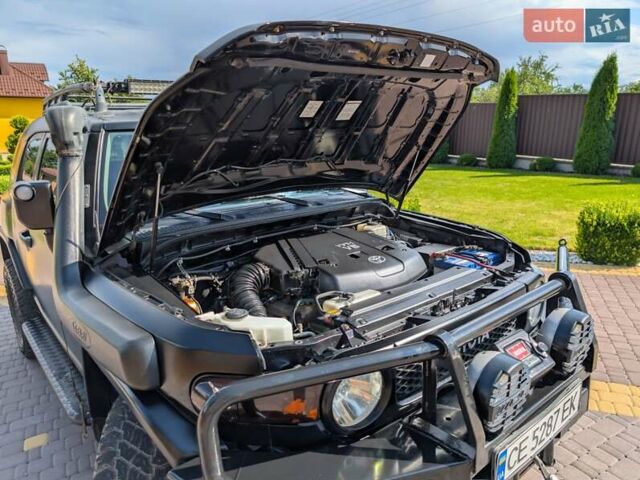 Черный Тойота ФЖ Крузер, объемом двигателя 4 л и пробегом 214 тыс. км за 21999 $, фото 8 на Automoto.ua