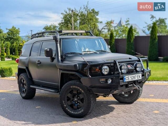 Черный Тойота ФЖ Крузер, объемом двигателя 4 л и пробегом 214 тыс. км за 21999 $, фото 13 на Automoto.ua