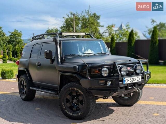 Черный Тойота ФЖ Крузер, объемом двигателя 4 л и пробегом 214 тыс. км за 21999 $, фото 20 на Automoto.ua