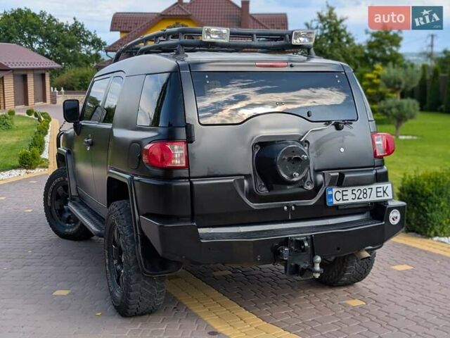 Черный Тойота ФЖ Крузер, объемом двигателя 4 л и пробегом 214 тыс. км за 21999 $, фото 36 на Automoto.ua