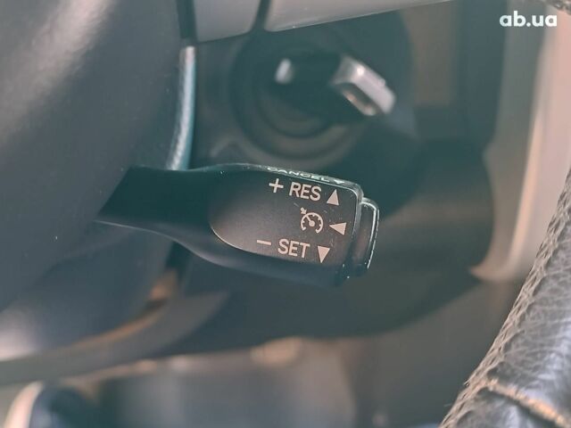 Черный Тойота ФЖ Крузер, объемом двигателя 4 л и пробегом 152 тыс. км за 18990 $, фото 25 на Automoto.ua