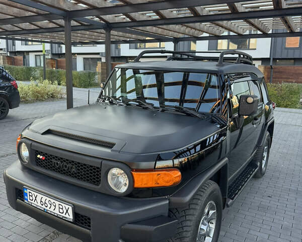 Чорний Тойота ФЖ Крузер, об'ємом двигуна 3.9 л та пробігом 186 тис. км за 32500 $, фото 11 на Automoto.ua