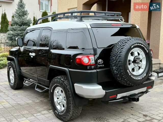 Черный Тойота ФЖ Крузер, объемом двигателя 4 л и пробегом 199 тыс. км за 30239 $, фото 7 на Automoto.ua