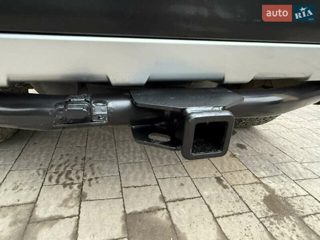 Черный Тойота ФЖ Крузер, объемом двигателя 4 л и пробегом 199 тыс. км за 30239 $, фото 52 на Automoto.ua