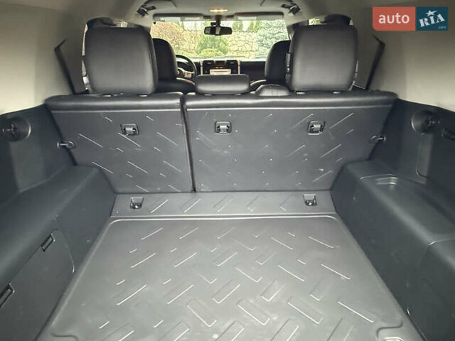 Черный Тойота ФЖ Крузер, объемом двигателя 4 л и пробегом 199 тыс. км за 30239 $, фото 37 на Automoto.ua